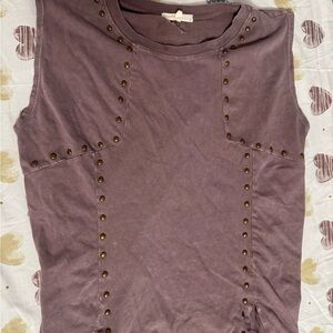 Gilded intent from Buckle medium